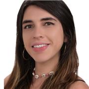 ¿Quieres saber de filosofía? ¿Quieres tener una mentalidad crítica frente a este mundo extraño? ¡Ven conmigo y aprenderás sobre los grandes pensadores de la historia de una forma divertida y  millennial!